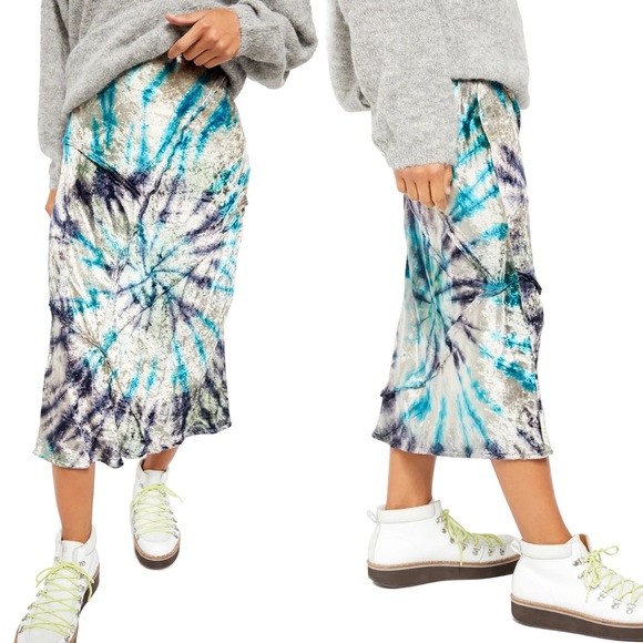 NWT FREE PEOPLE Crushed Velvet Tie Dye Midi Skirt - Picture 4 of 8